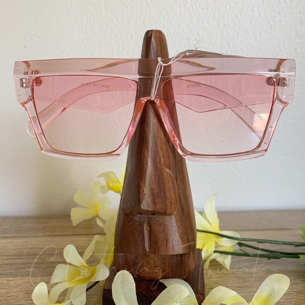 NWT Modern Clear Pink Square Sunglasses UV400